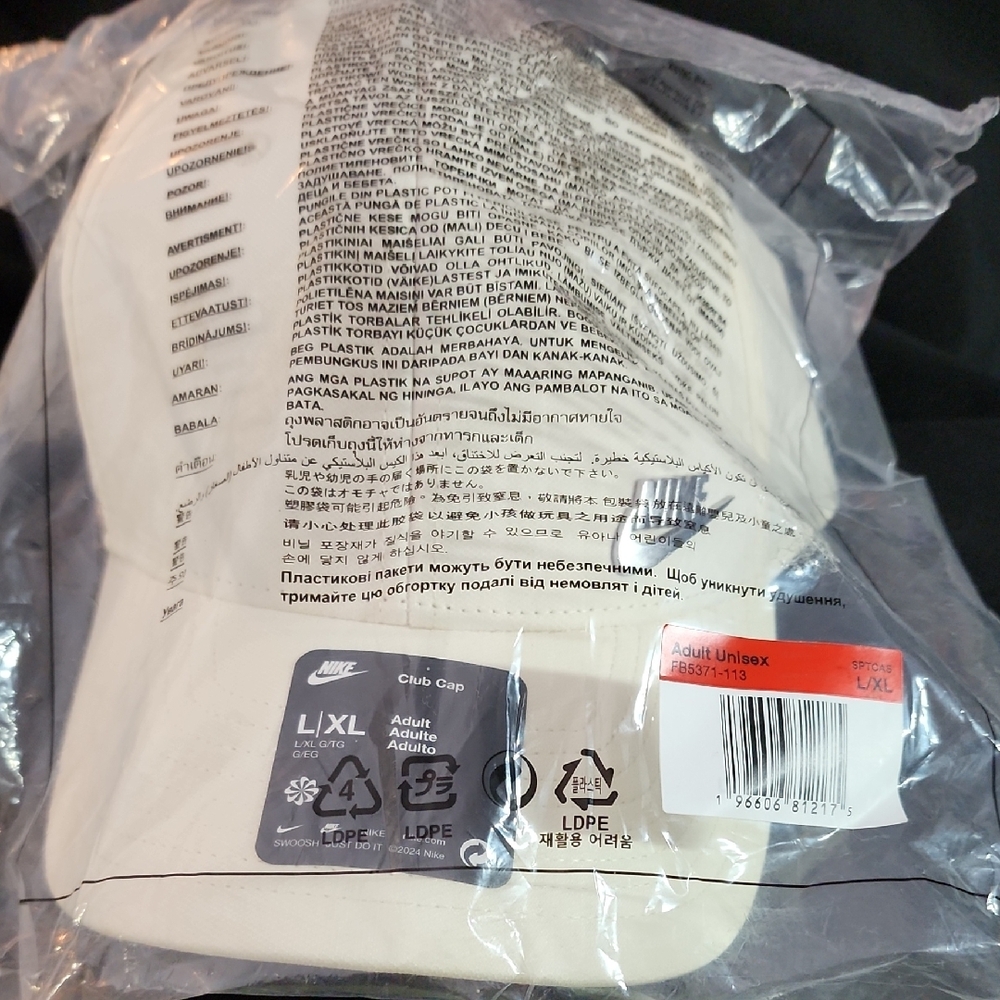 Nike Cream Club Cap - Picture 12 of 12